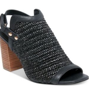 STEVEN by Steve Madden Women's Sweep Heeled Sandal Black Size 7.5 M